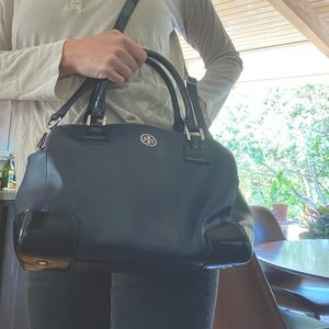 Tory Burch ‘Robinson Collection’ Navy Tote